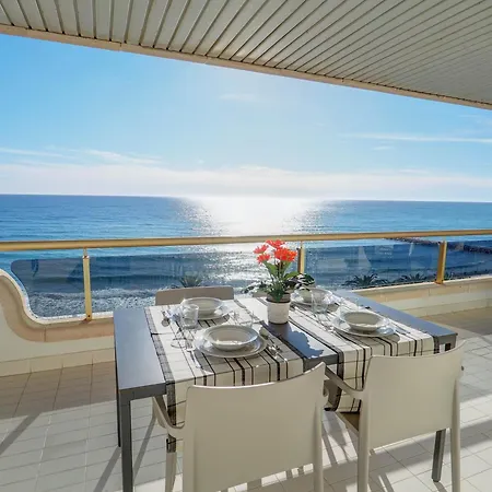 Ocean Skyline Penthouse By Hello Homes Sitges