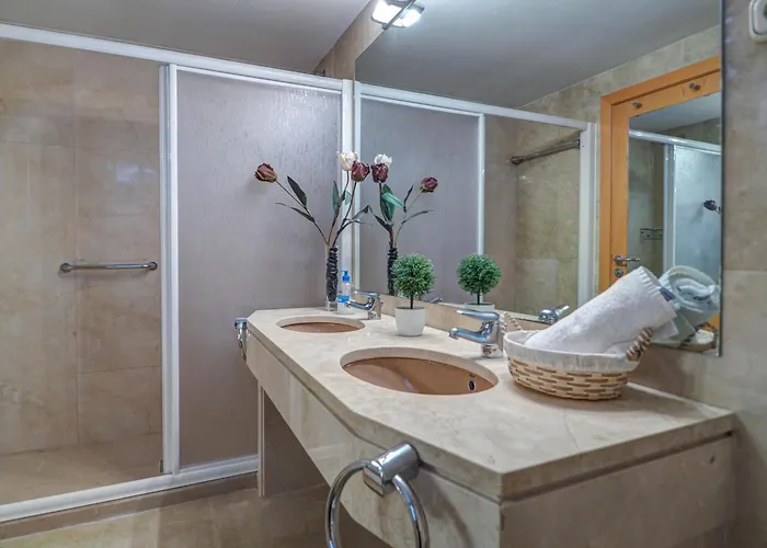 Ocean Skyline Penthouse By Hello Homes *